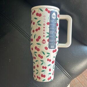 Limited Edition Cherries Hydrojug